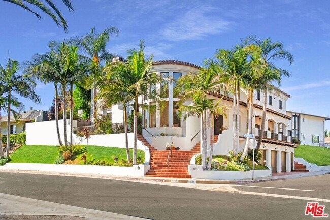 Primary Photo - 3501 Caribeth Dr