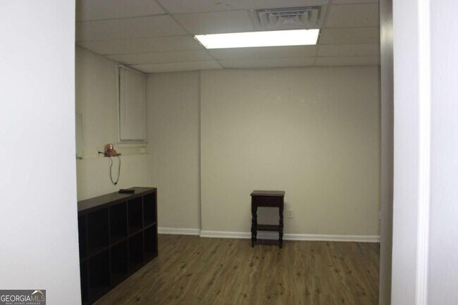 Building Photo - 2132 Arlin St NE