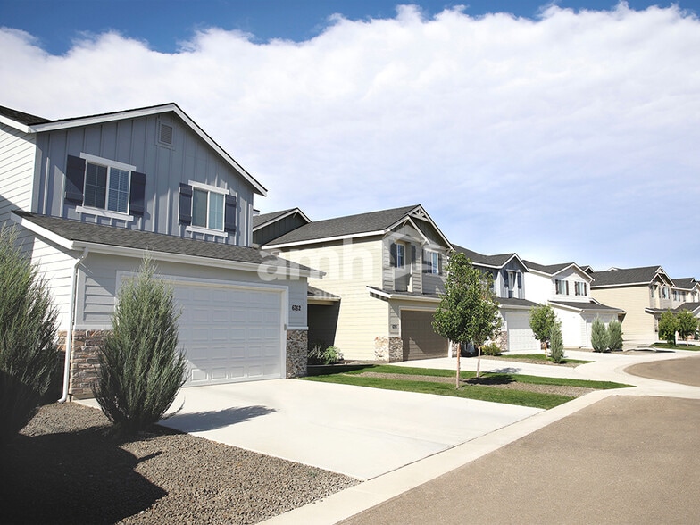 Building Photo - 4036 S Slate Creek Ave