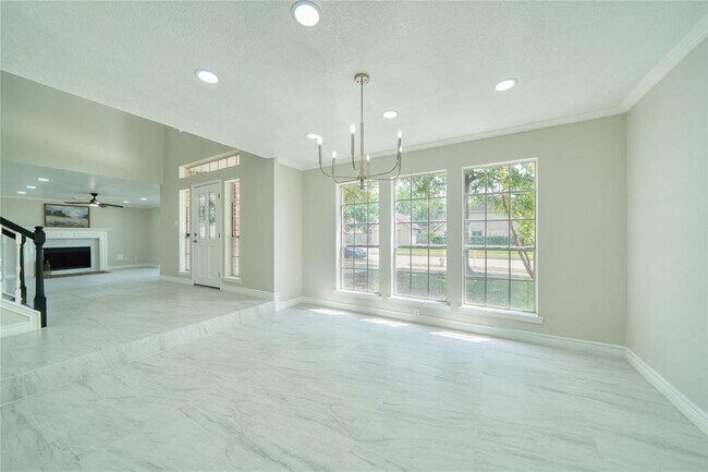 Building Photo - 619 Green Belt Dr
