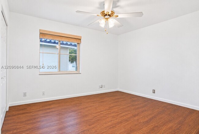 Building Photo - 5868 N Plum Bay Pkwy