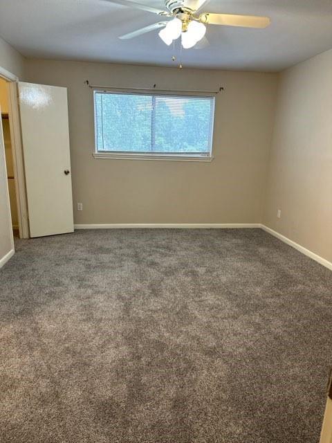 Building Photo - 5762 Maple Hill Dr