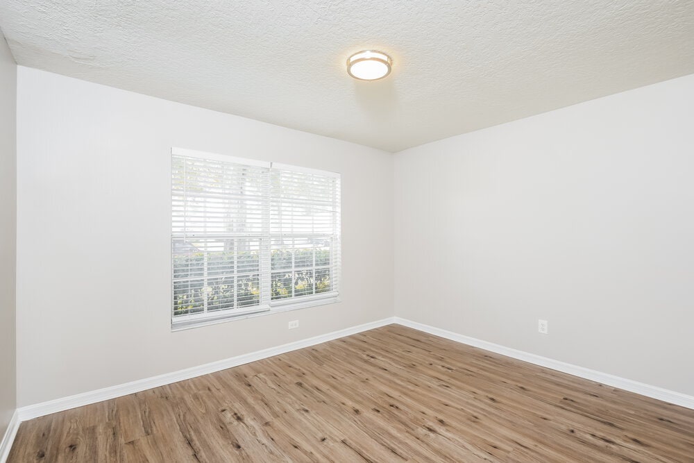 Building Photo - 1035 Pine St