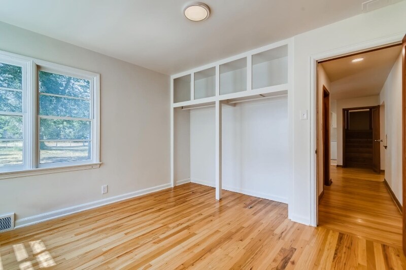 Building Photo - 623 S Grant Ave