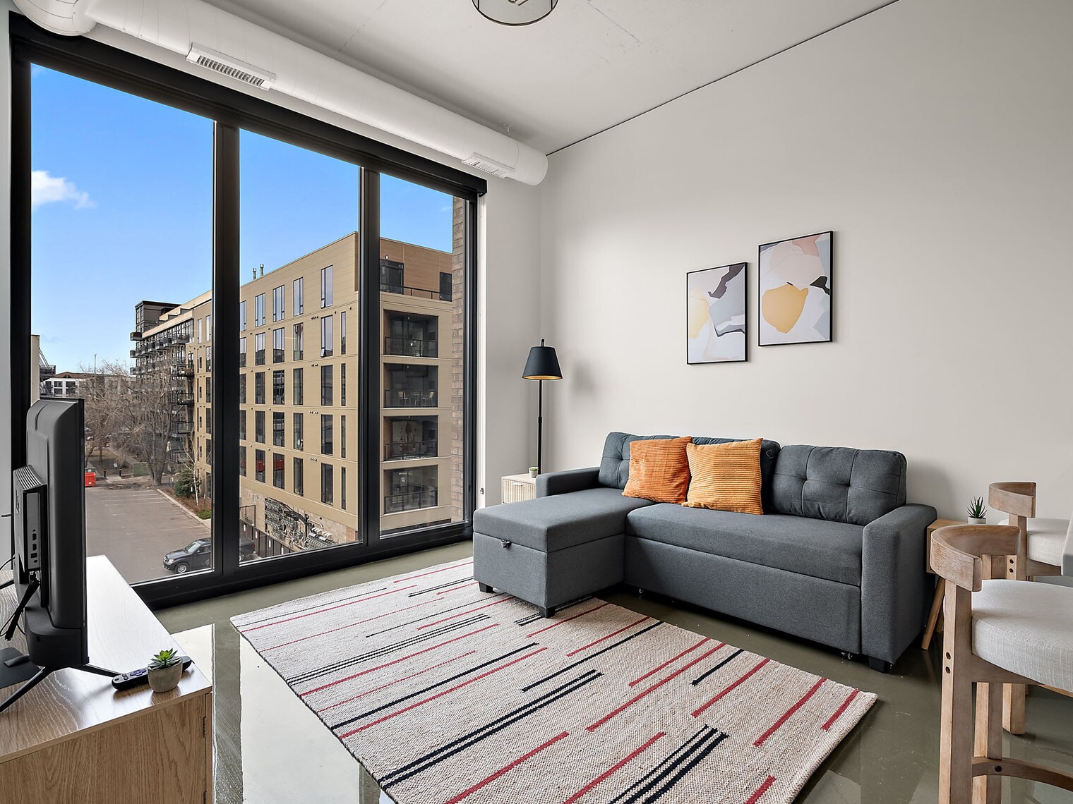 Building Photo - 608 N 3rd Ave