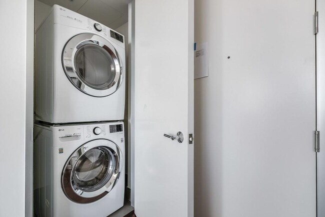 Building Photo - 301 West Ave