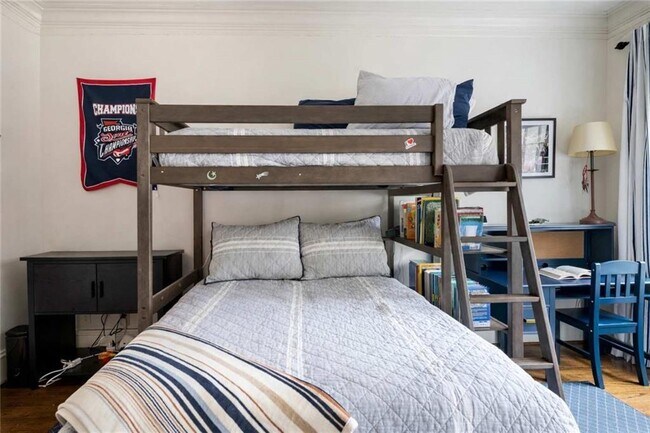 Building Photo - 1811 Lenox Rd NE