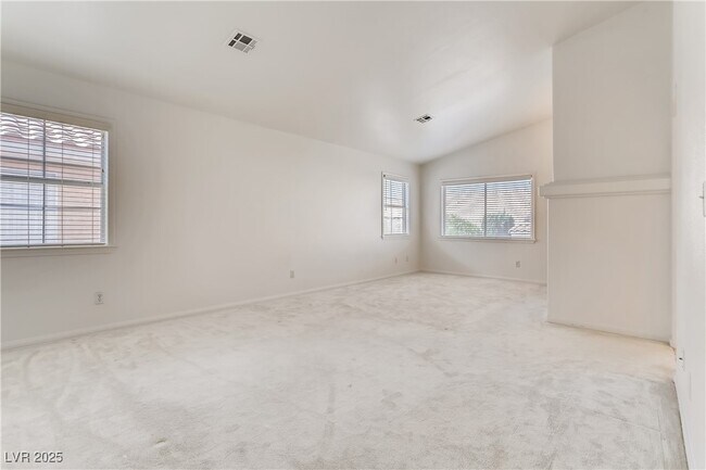 Building Photo - 3981 Erva St