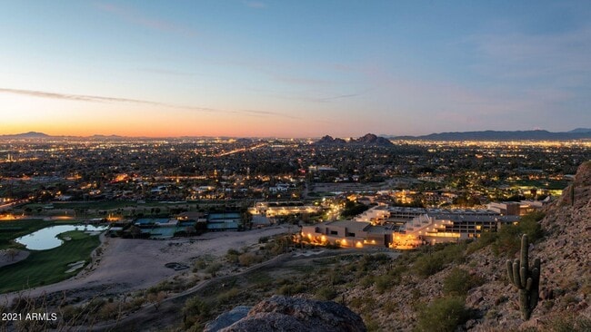 Building Photo - 6302 E Camelback Rd
