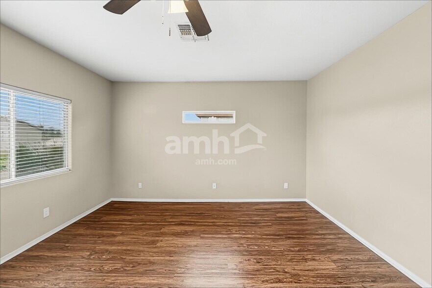 Building Photo - 13240 W Watson Ln