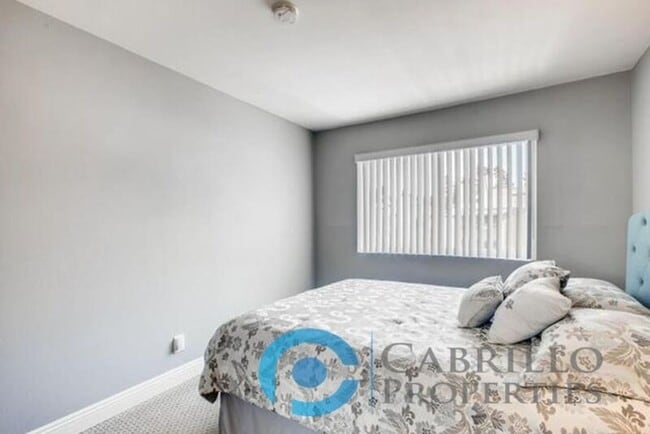 Building Photo - 5350 Baltimore Dr