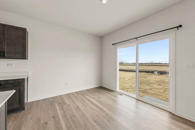 Building Photo - 13713 Sanibel St