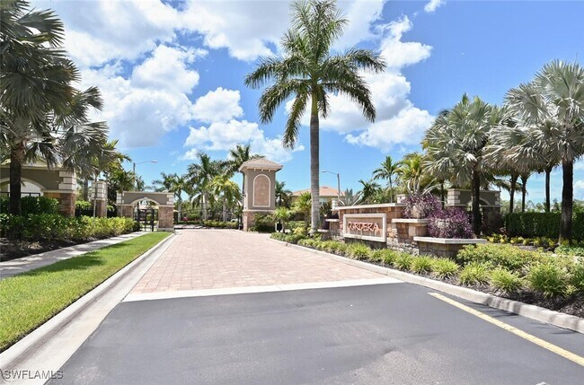Building Photo - 10830 Alvara Way