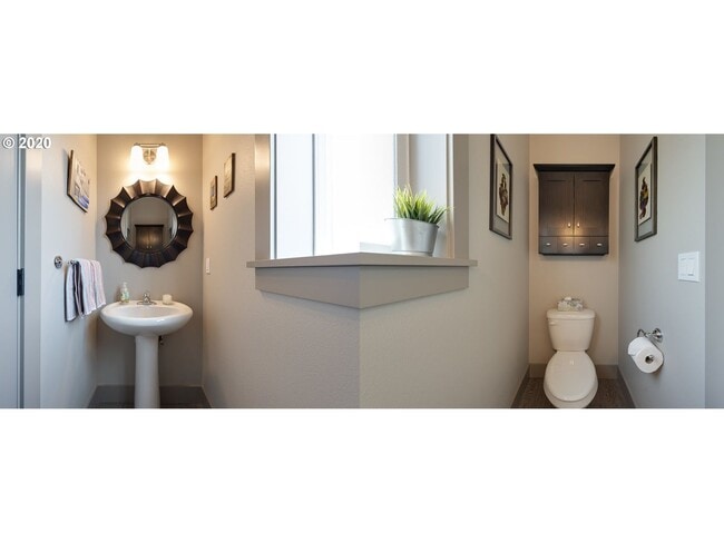 Building Photo - Incredible 2 Bed 1.5 Bath + Den  in N Portland near Peninsula Park! A/C and More!