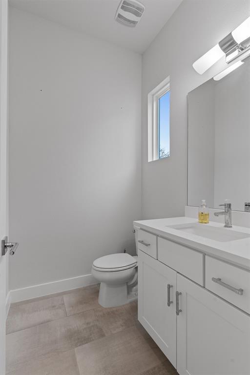 Building Photo - 5002 Pecan Springs Rd