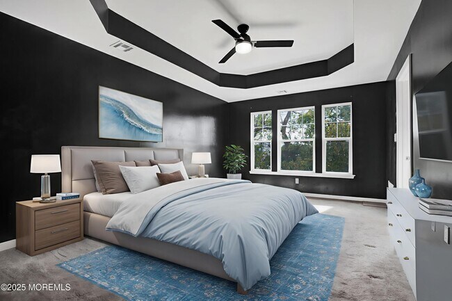 Building Photo - 100 Pine St