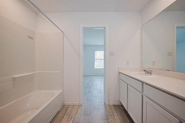 Building Photo - 9603 Fulvetta Briar Ct