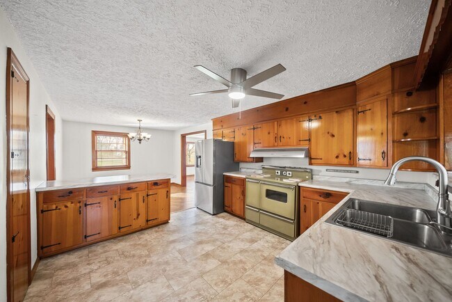 Building Photo - 4540 Canton Pike