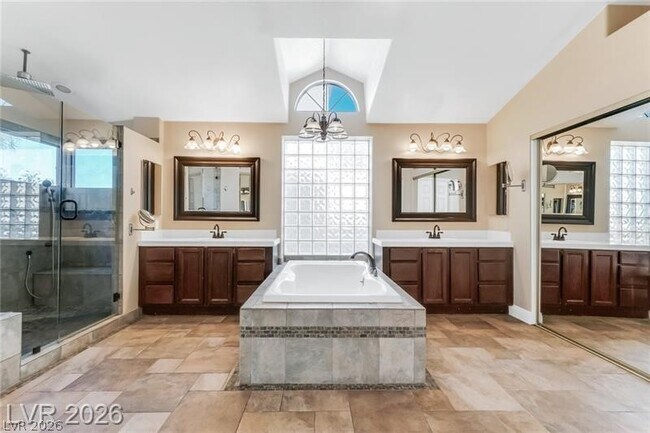 Building Photo - 7 Crown Valley Dr