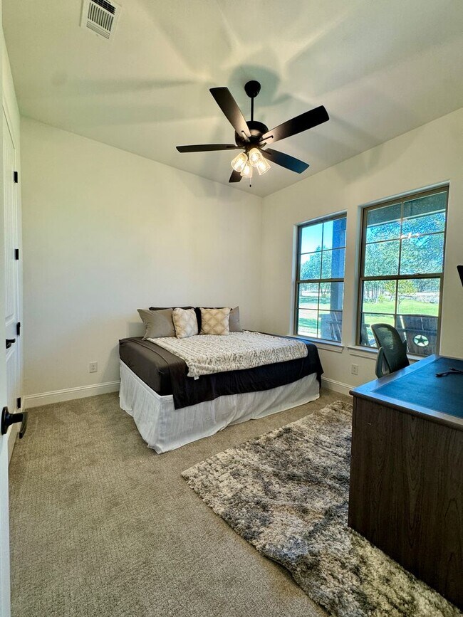 Building Photo - Reata Ranch Home - Peaster ISD