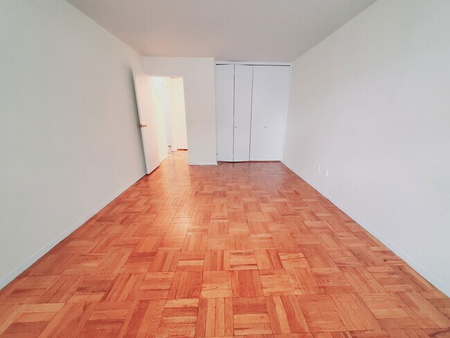 Building Photo - 99 Prospect St