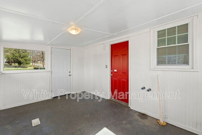 Building Photo - 505 Butler Ct