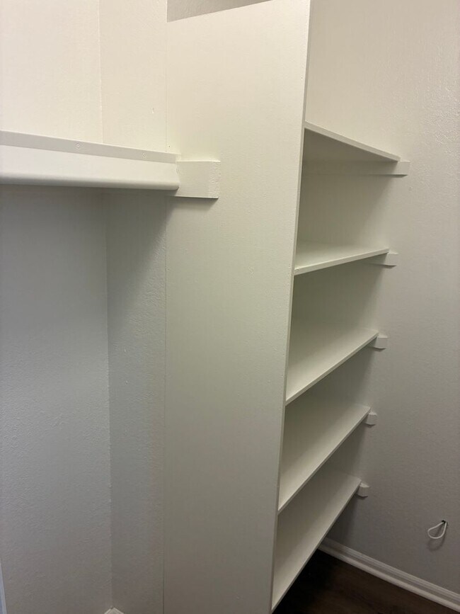 Building Photo - **COMFY 2 BEDROOM/2 FULL BATHROOM CONDO IN PHOENIX (48TH STREET & ELLIOT)**