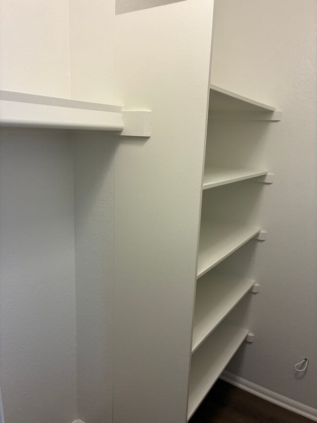 Building Photo - Move In Special**COMFY 2 BEDROOM/2 FULL BATHROOM CONDO IN PHOENIX (48TH STREET & ELLIOT)**