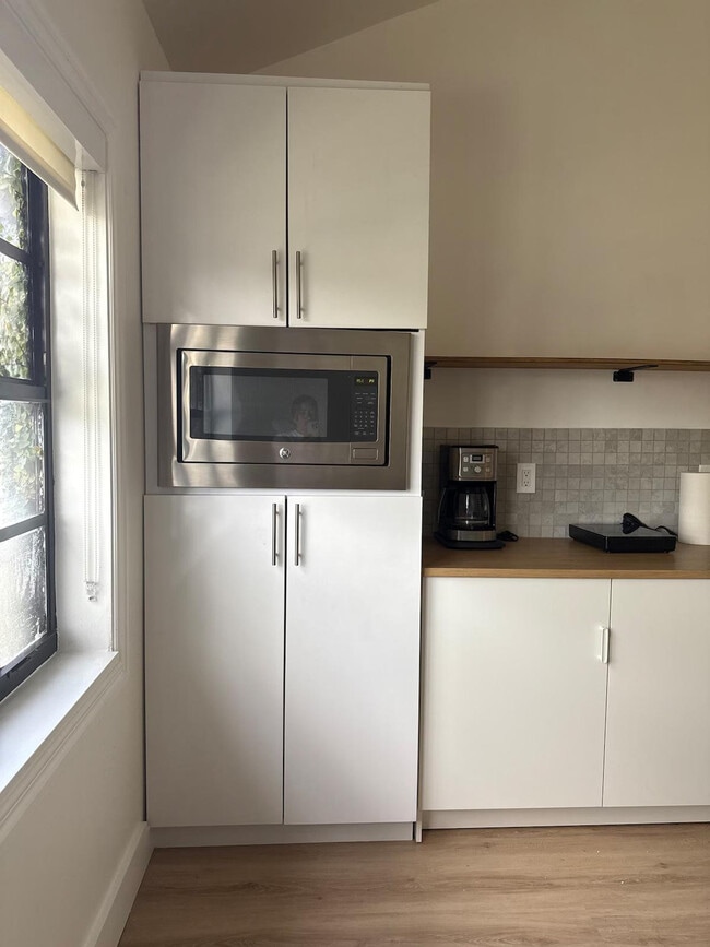 Building Photo - 5416 NW 190th St