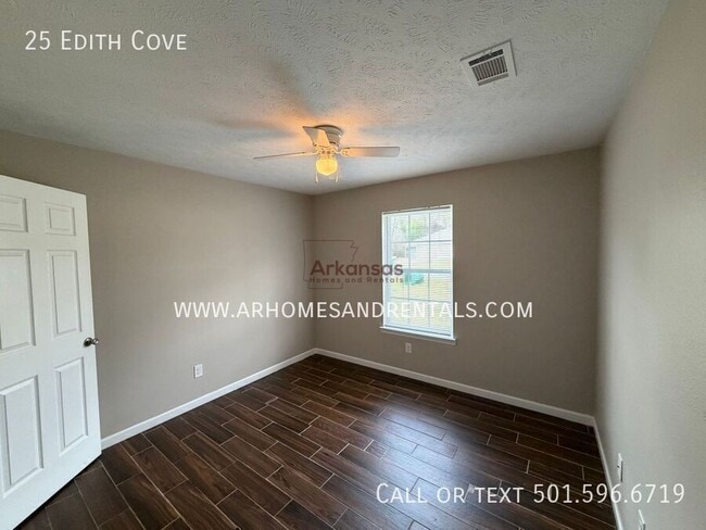 Building Photo - 25 Edith Cv