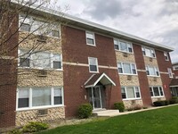 Building Photo - 8635 84th Ct