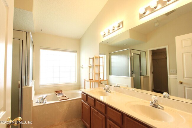 Building Photo - 509 Candyroot Ct