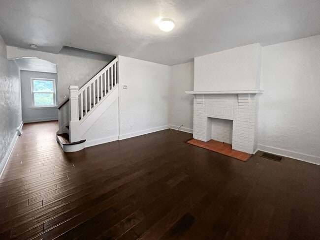 Building Photo - Available August 1, 2026; Lease will end July 27, 2027