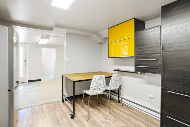 Building Photo - Charming 1 Bedroom  Retreat in the Heart of Denver