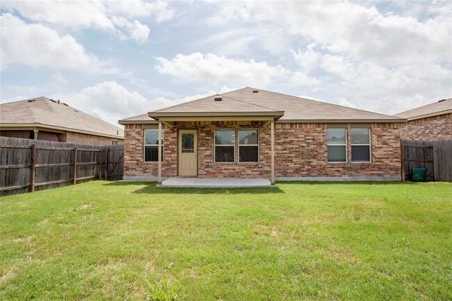 Building Photo - 5716 Hopkins Dr