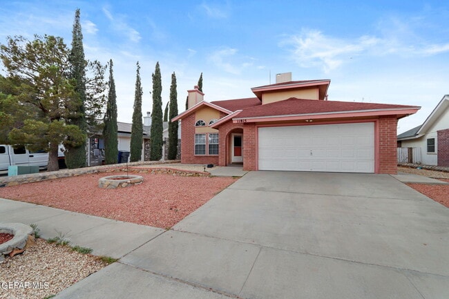 Building Photo - 11815 Stone Castle Dr