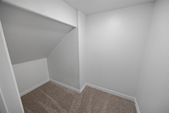 Building Photo - 7508 Windy Meadow Dr