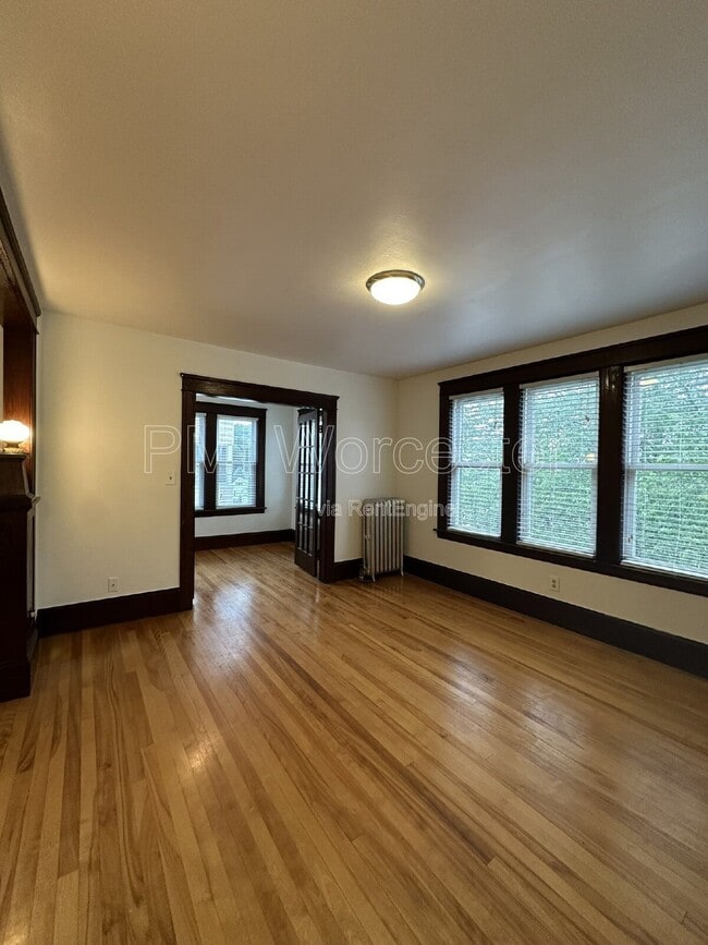 Building Photo - 69 Upsala St
