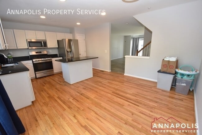 Building Photo - 619 Puritan Ct