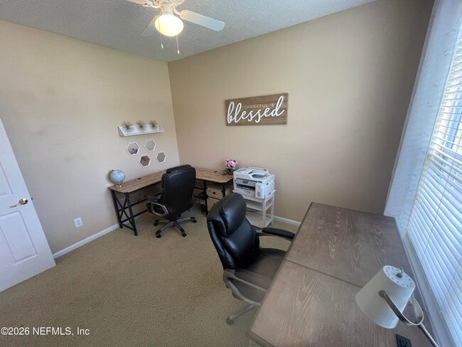 Building Photo - 2543 Willow Creek Dr