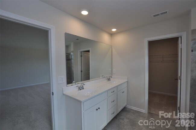 Building Photo - 3102 Deep River Wy