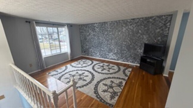 Building Photo - 3886 Farm Brook Ln