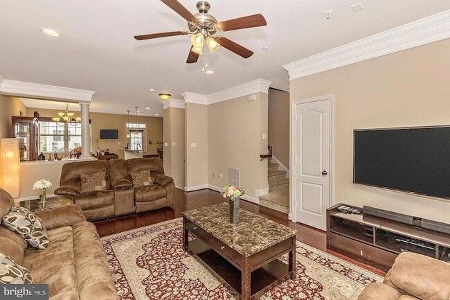 Building Photo - 11882 Country Squire Way