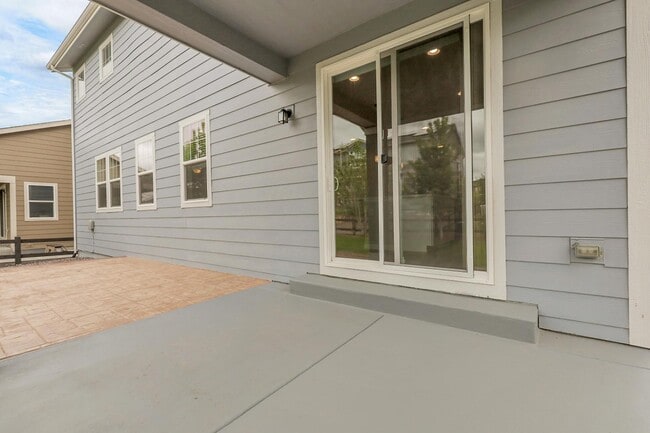 Building Photo - 23895 E Rocky Top Pl