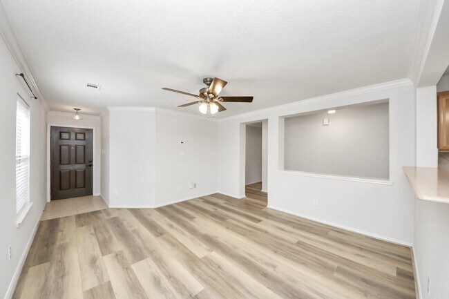 Building Photo - 2930 Ribbon Creek Way