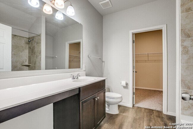 Building Photo - 3 Bed 2 Bath Texas Research Park Subdivision