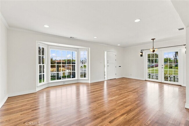 Building Photo - 1408 Harkness St