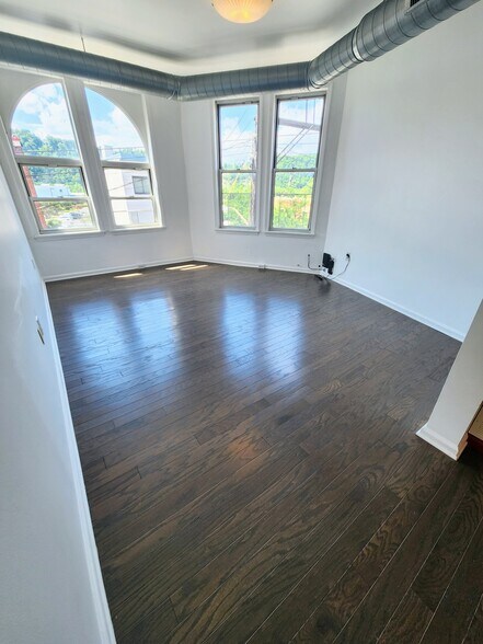 Building Photo - 5170 Butler St