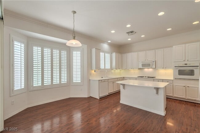 Building Photo - 2180 Waterton Rivers Dr
