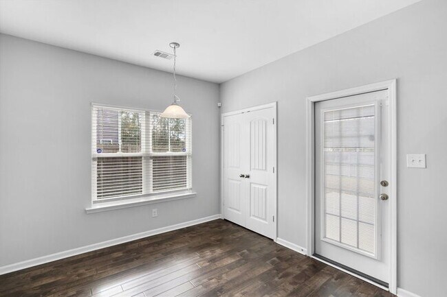 Building Photo - 137 Spoonbill Cir